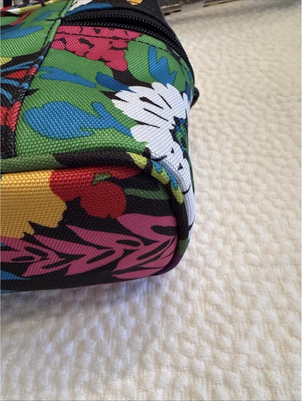 Vera Bradley Large Makeup Bag Set - Picture 7 of 9